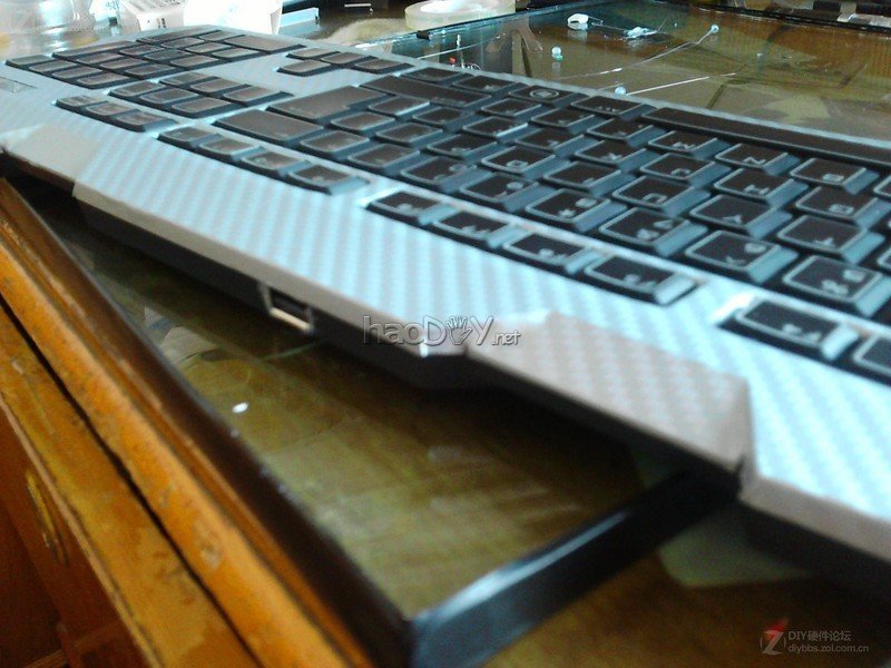 点击查看大图 NOPPOO MINI 84 键盘边框底壳喷漆+全彩键帽+活动便携数据线接口