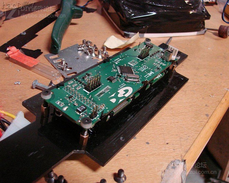 点击查看大图 NIU人的HTPC机箱改造