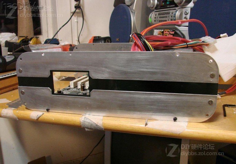 点击查看大图 NIU人的HTPC机箱改造