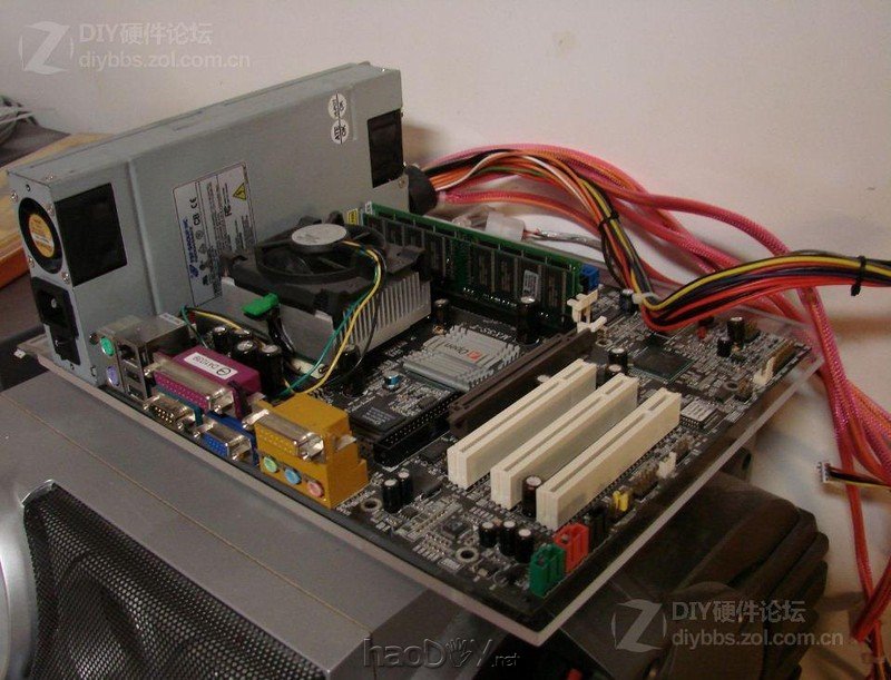 点击查看大图 NIU人的HTPC机箱改造