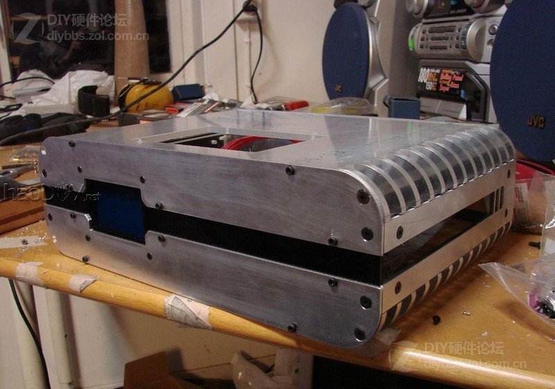 点击查看大图 NIU人的HTPC机箱改造