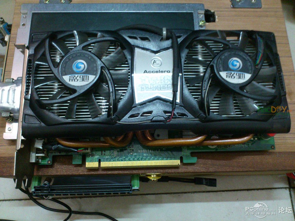 点击查看原图 最近拼的ITX木箱电脑一体机,烂测试平台