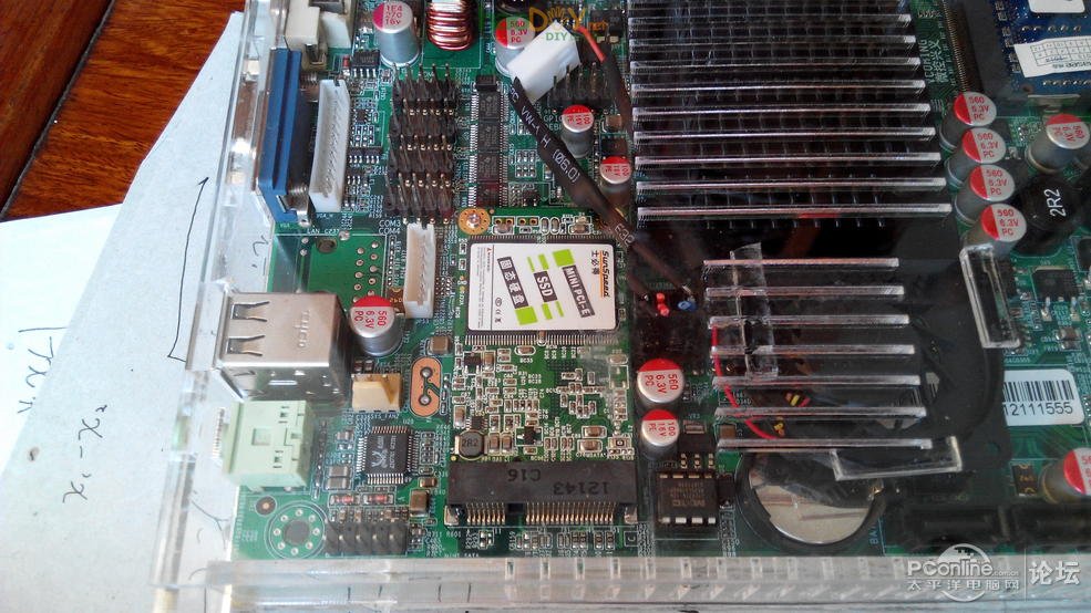 点击查看原图 手工透明机箱电脑主机第二代