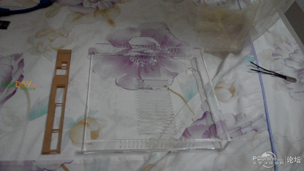 点击查看原图 手工透明机箱电脑主机第二代