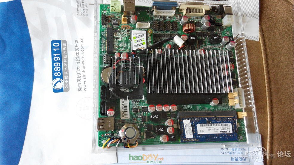 点击查看原图 手工透明机箱电脑主机第二代