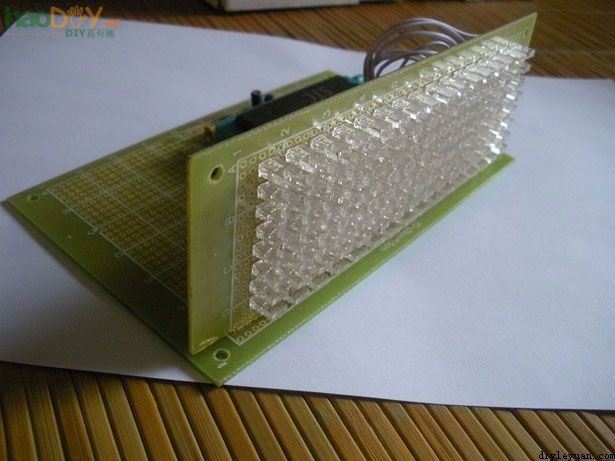 单片机音频电平显示电路的制作