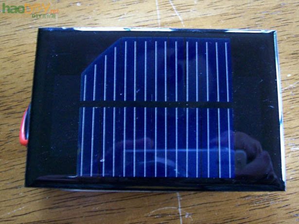 DIY iPhone iPod 太阳能充电器的制作
