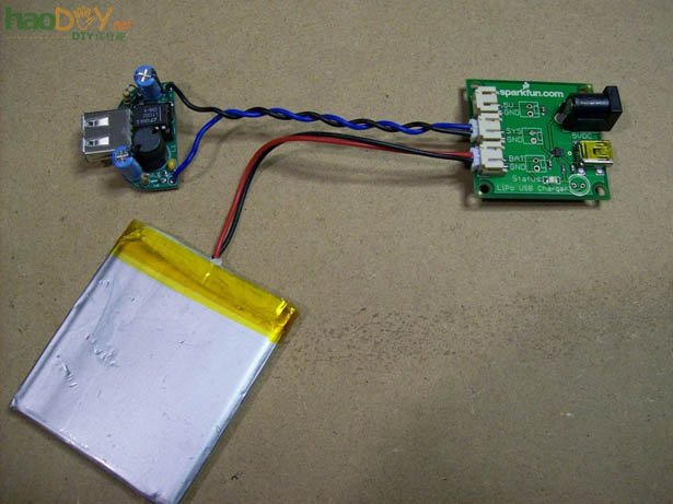 DIY iPhone iPod 太阳能充电器的制作