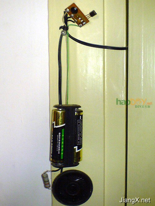 为你的寝室打造简易自制门铃