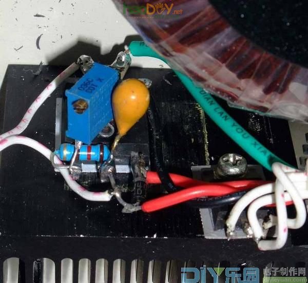 DIY直流lt1083cp稳压电源的设计