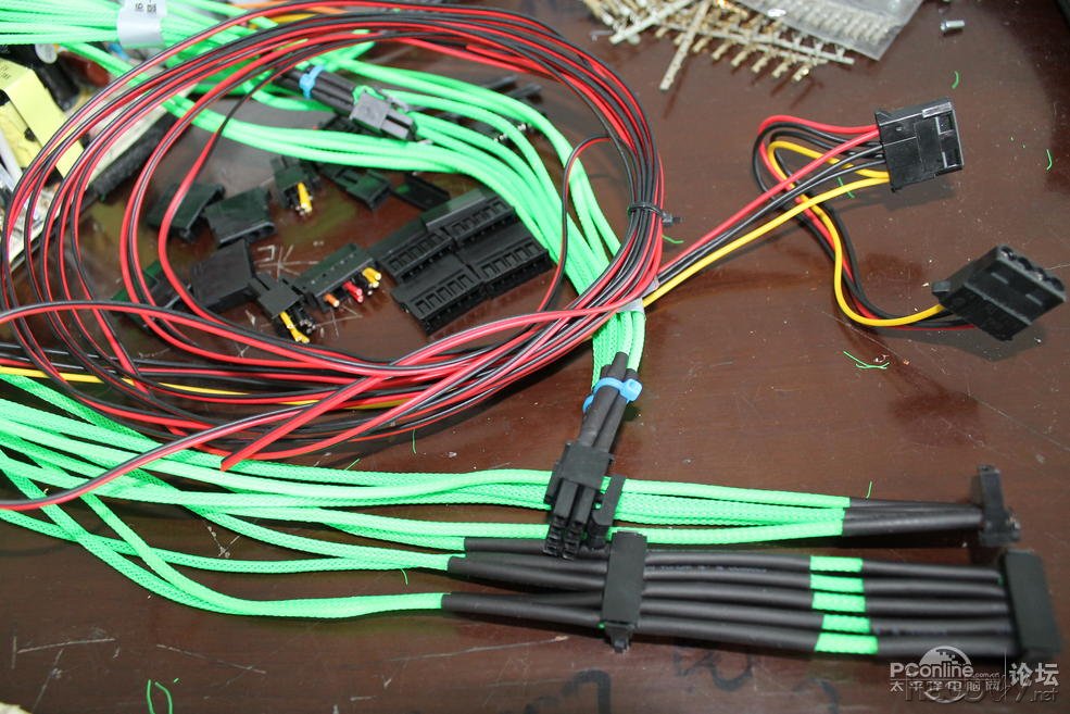 µã»÷²é¿´Ôͼ ×Ô¼º¶¯ÊÖ£¬·áÒÂ×ãʳ£¬×Ô֯ľÖʵçÄÔ»úÏä