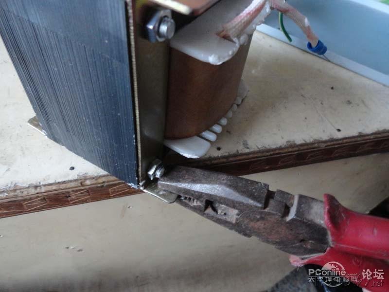 点击查看原图 远离触电,组装隔离电源变压器,用1W的能耗捍卫你的生命