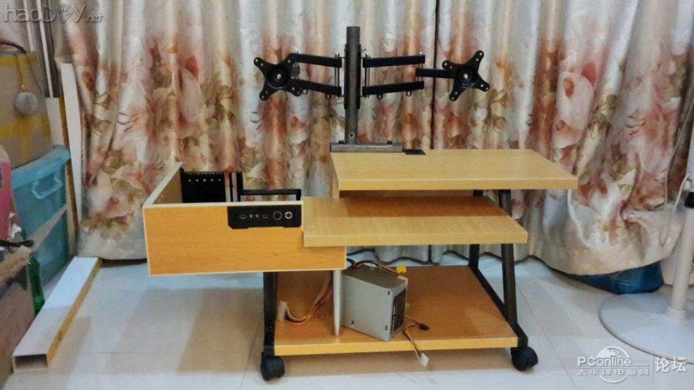 点击查看原图 DIY一体式小电脑桌~~☆~~!