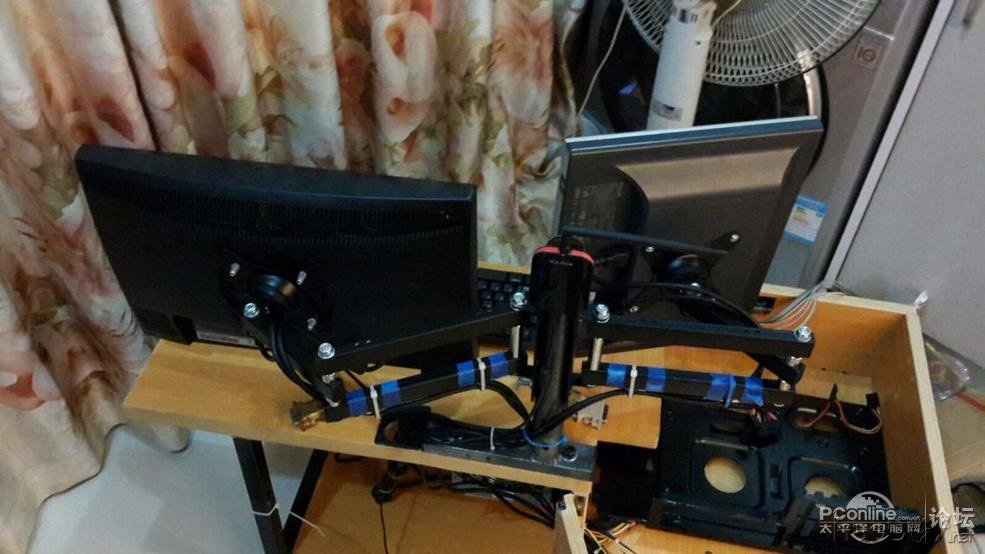 点击查看原图 DIY一体式小电脑桌~~☆~~!