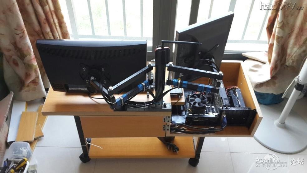 点击查看原图 DIY一体式小电脑桌~~☆~~!