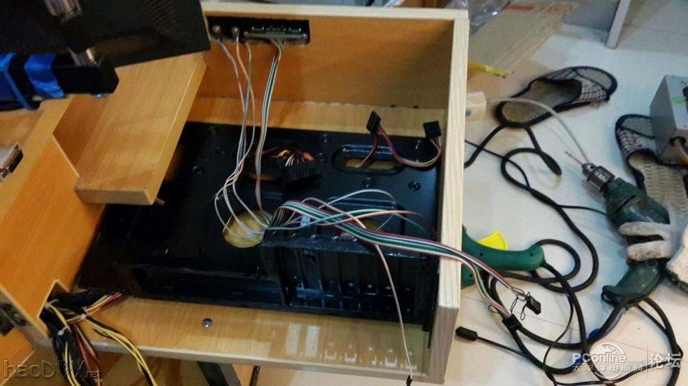 点击查看原图 DIY一体式小电脑桌~~☆~~!
