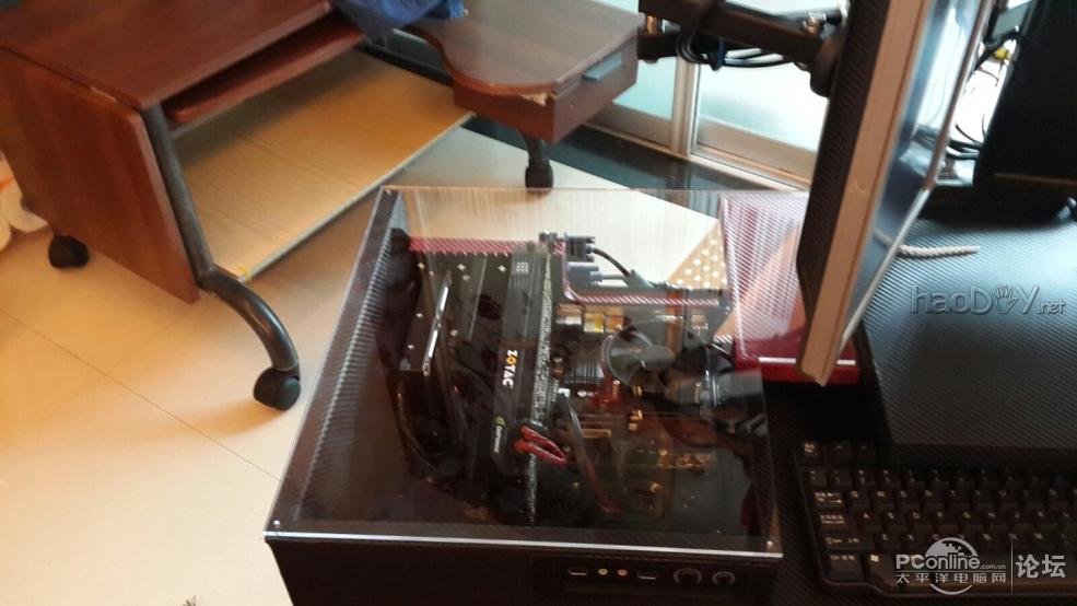 点击查看原图 DIY一体式小电脑桌~~☆~~!