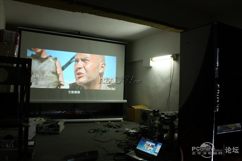 点击查看原图 3千不到拥有属于自己的高清投影机