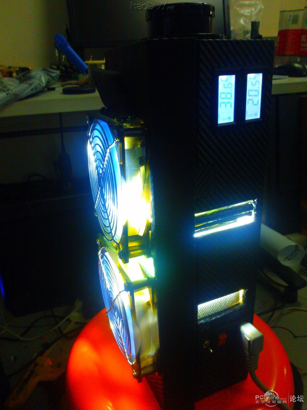 点击查看原图 全手工!洋酒纸盒变身投影机diy制作!耗时三星期!