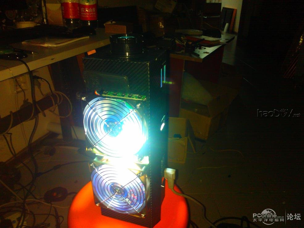 点击查看原图 全手工!洋酒纸盒变身投影机diy制作!耗时三星期!