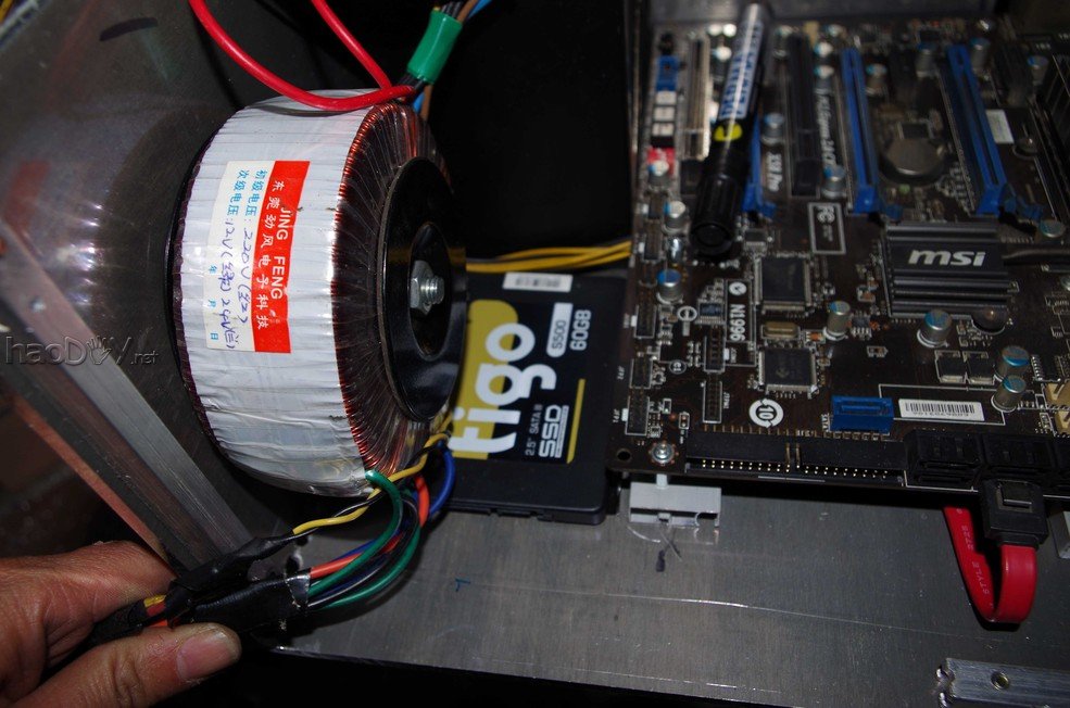 点击查看原图 手工弄一个半裸全铝电脑机箱