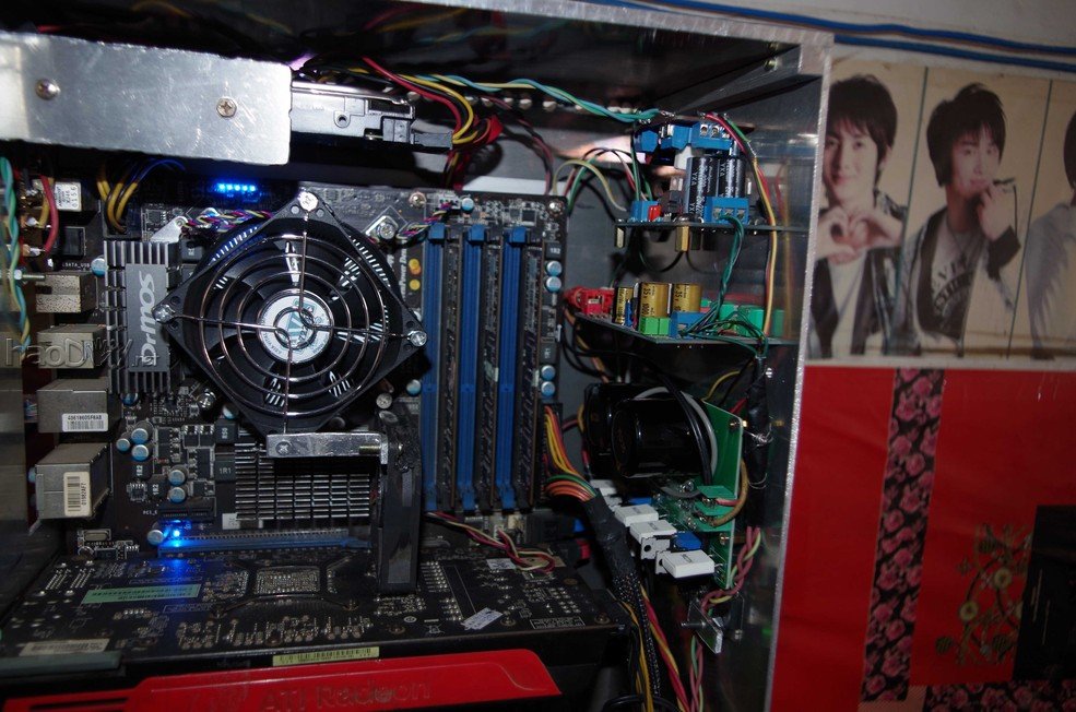 点击查看原图 手工弄一个半裸全铝电脑机箱