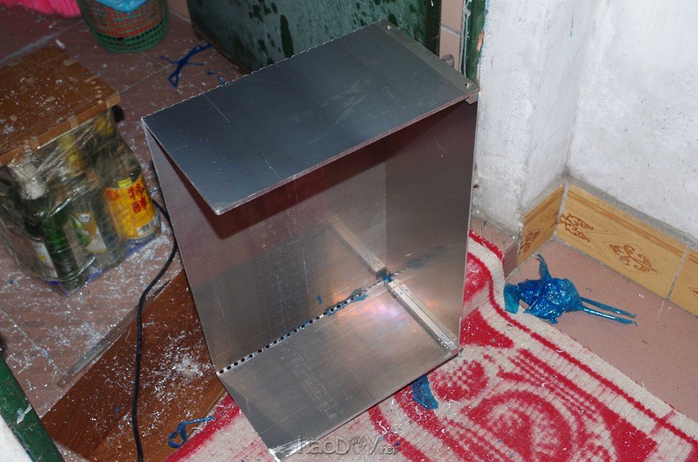 点击查看原图 手工弄一个半裸全铝电脑机箱