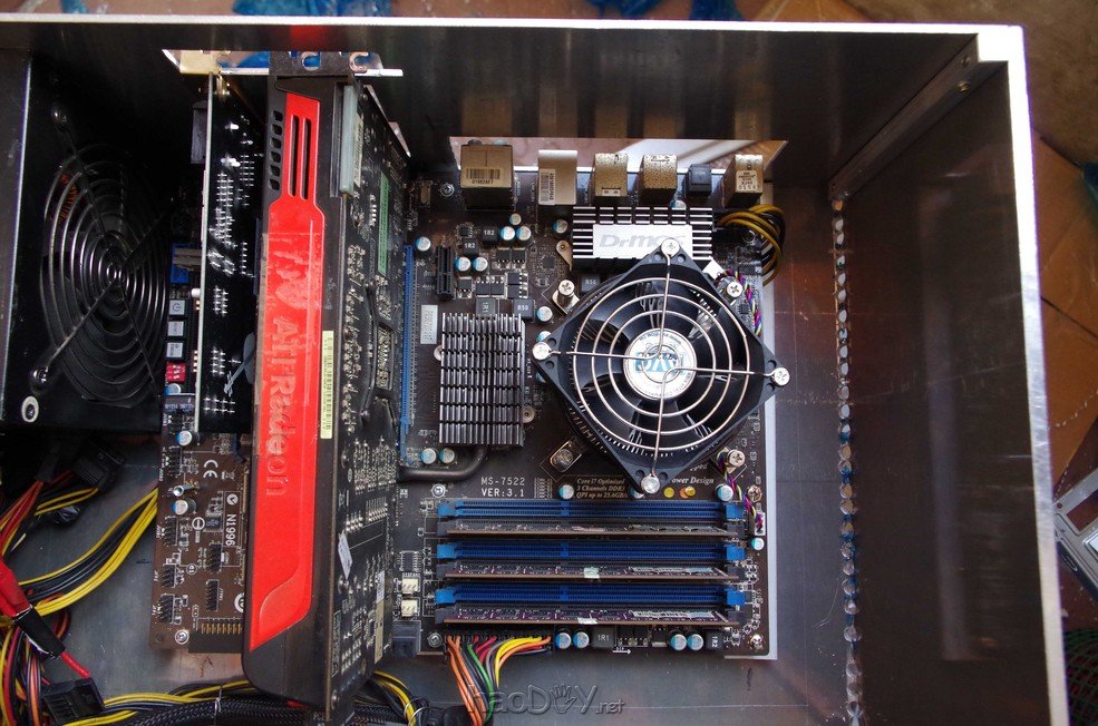 点击查看原图 手工弄一个半裸全铝电脑机箱