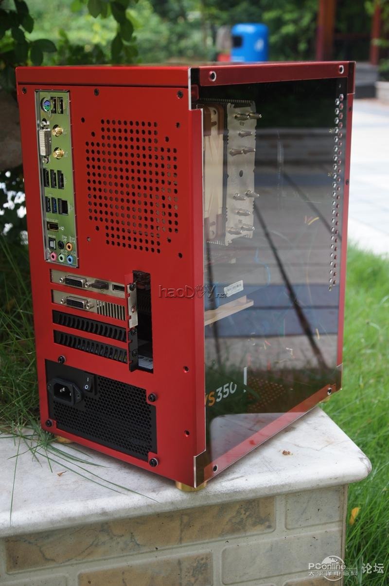 点击查看原图 纯铝机箱自己造 谁说上班族只能上班玩电脑 【更新亚克力侧板
