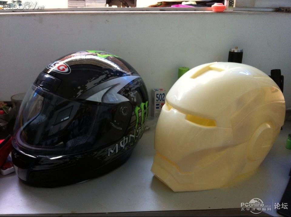 点击查看原图 打造土豪钢铁侠赛车头盔,大家觉得多少钱卖合适?