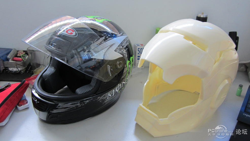 点击查看原图 打造土豪钢铁侠赛车头盔,大家觉得多少钱卖合适?