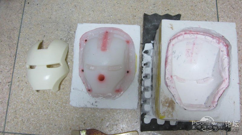 点击查看原图 打造土豪钢铁侠赛车头盔,大家觉得多少钱卖合适?