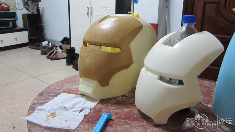 点击查看原图 打造土豪钢铁侠赛车头盔,大家觉得多少钱卖合适?