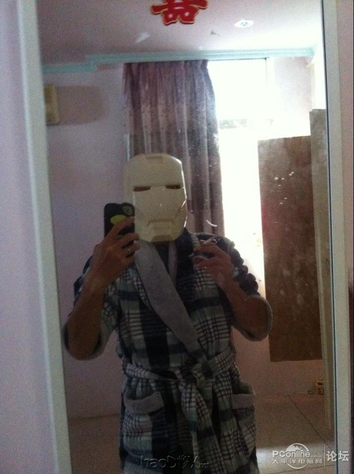 点击查看原图 打造土豪钢铁侠赛车头盔,大家觉得多少钱卖合适?