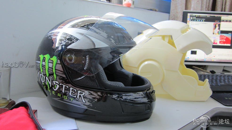 点击查看原图 打造土豪钢铁侠赛车头盔,大家觉得多少钱卖合适?