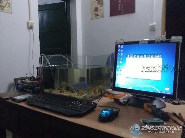 点击查看原图 废物利用,1元改造鱼缸水冷散热系统