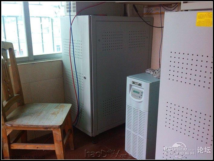 点击查看原图 DIY 巨型 家用太阳能发电站