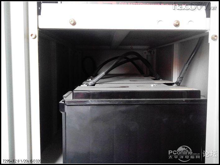 点击查看原图 DIY 巨型 家用太阳能发电站