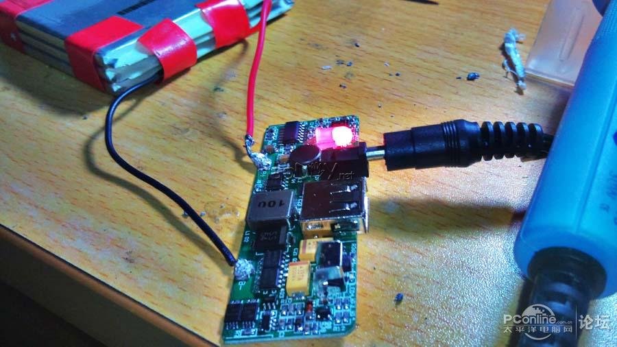 点击查看原图 DIY超大容量移动电源!妈妈再也不用担心我的手机没电啦!