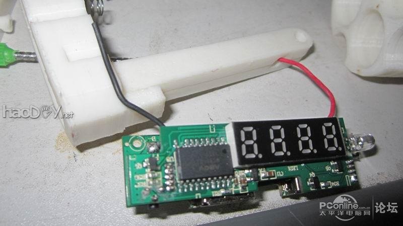 点击查看原图 3D打印 一把左轮XX移动充电宝器电源