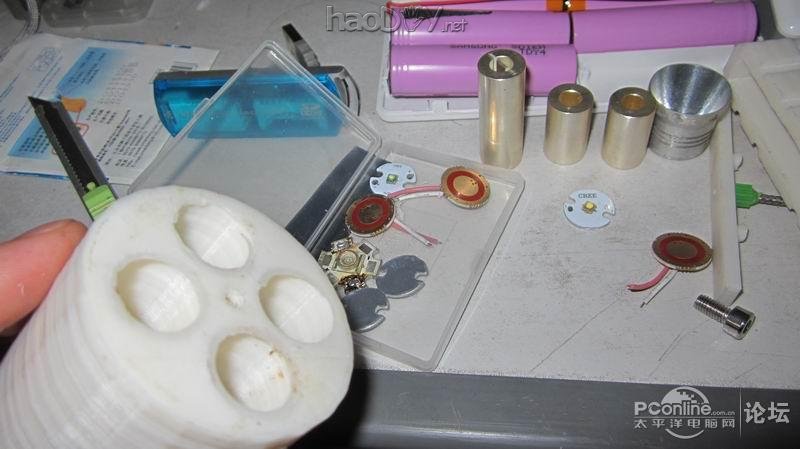 点击查看原图 3D打印 一把左轮XX移动充电宝器电源