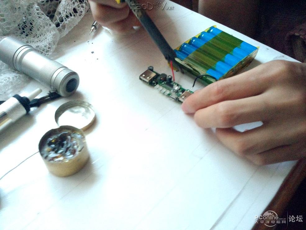 点击查看原图 改造移动电源升压模块~LED显示