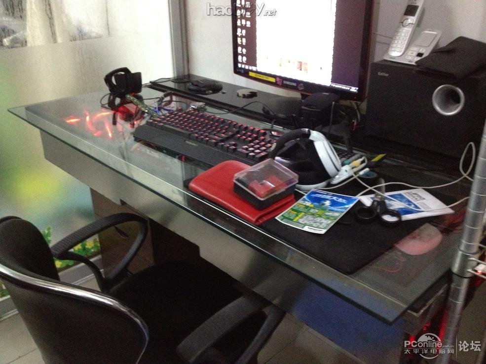 点击查看原图 制作一体化电脑桌电脑