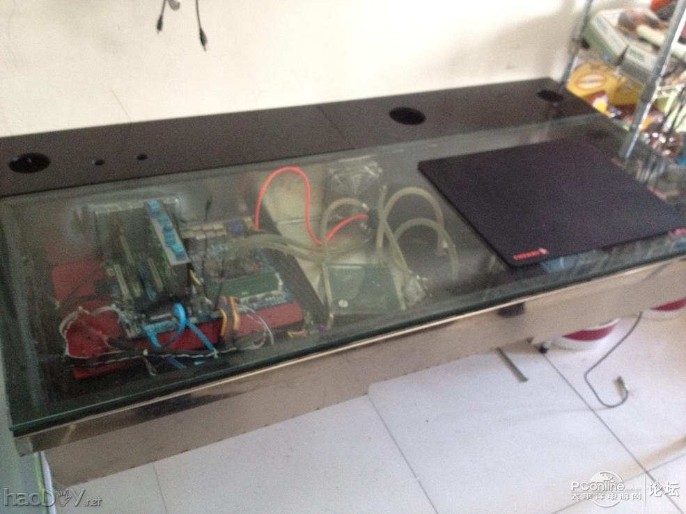 点击查看原图 制作一体化电脑桌电脑