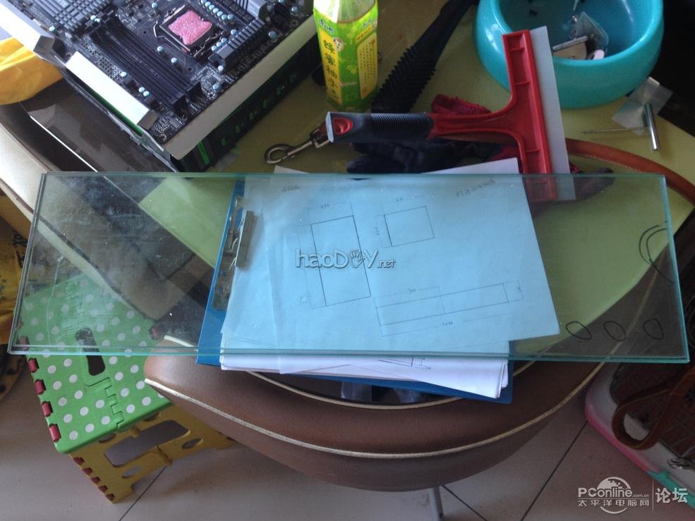 点击查看原图 制作一体化电脑桌电脑