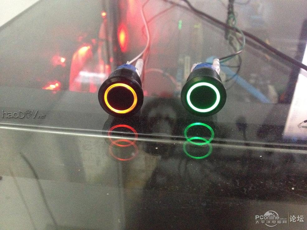 点击查看原图 制作一体化电脑桌电脑