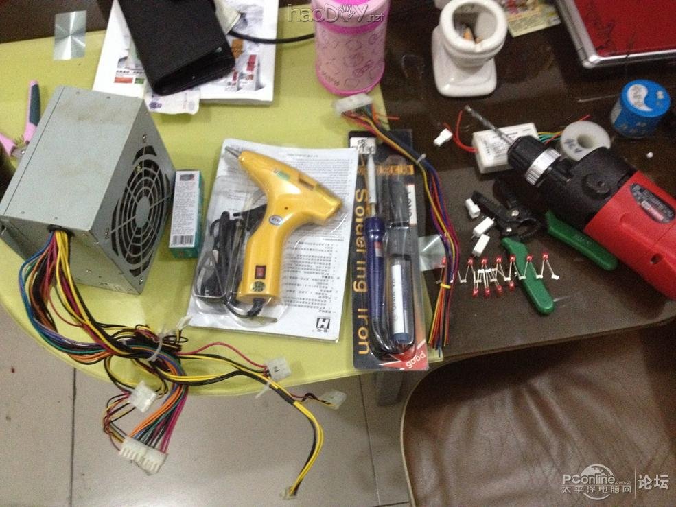 点击查看原图 制作一体化电脑桌电脑