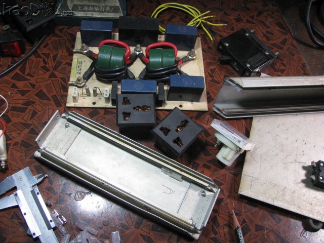 点击查看原图 自制电源滤波排插