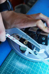 译文:制作自动自行车灯