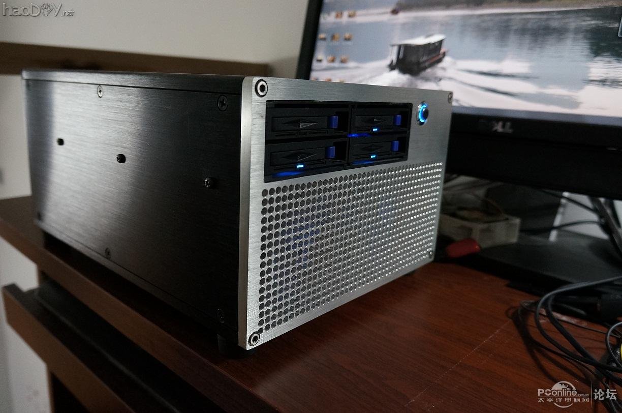 点击查看原图 DIY终极电脑小机箱~